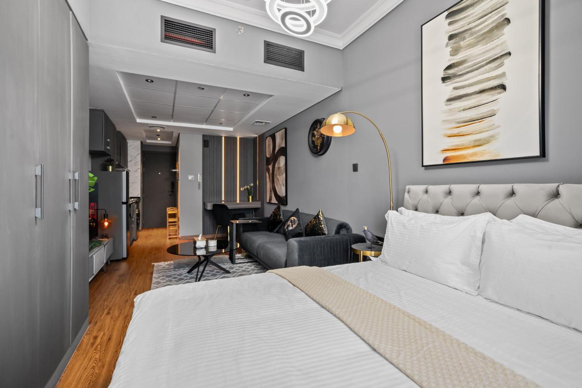Apartment Luxury At Jlt Near Metro Dubai